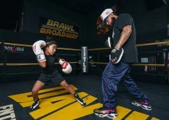 TITLE Boxing Gel Tech Punch Mitts 2.0 -Boxing Shop GTPM2BK 3