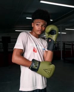 TITLE Boxing United Tee -Boxing Shop TBTS206WH 1