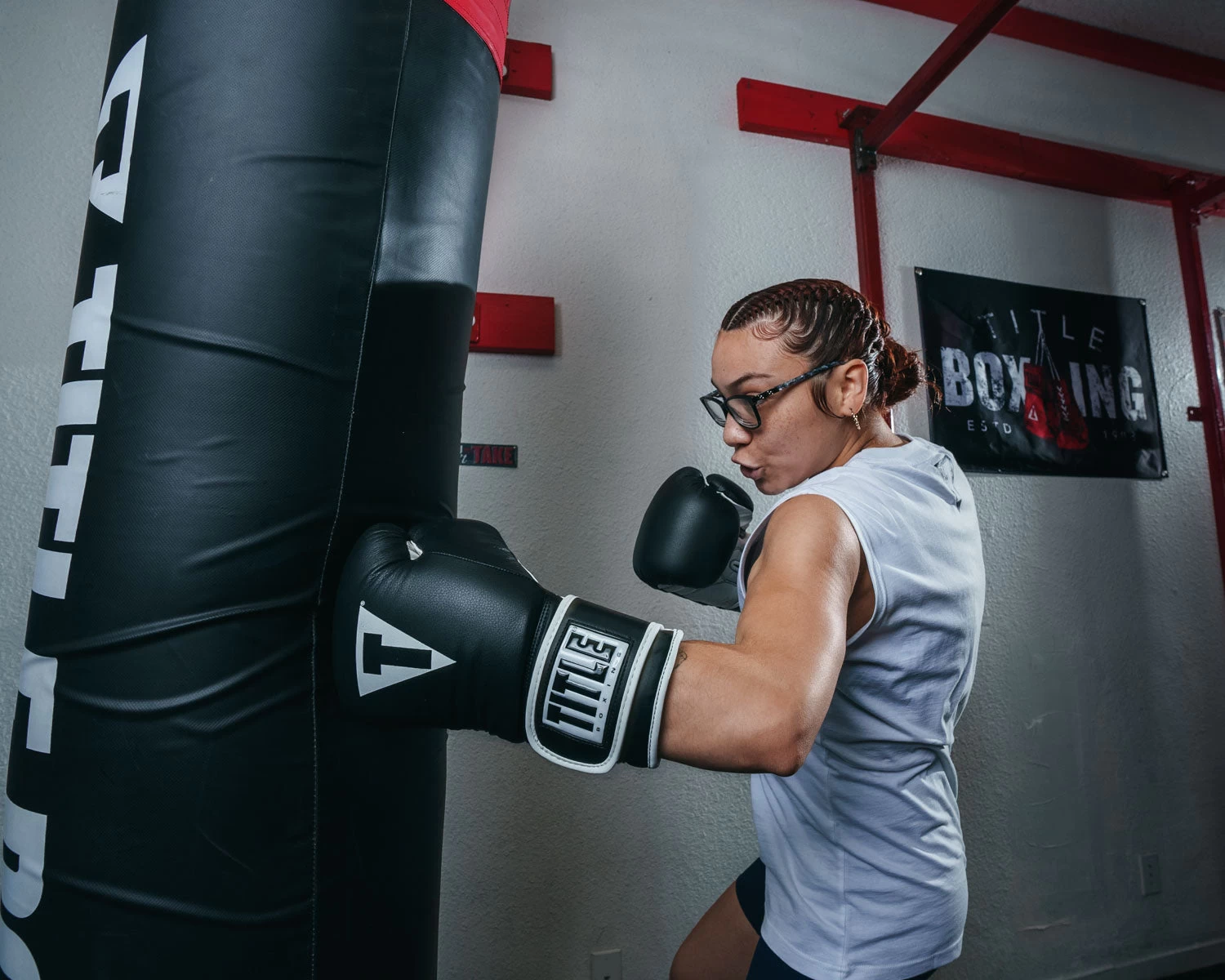 TITLE Boxing Pro Style Leather Training Gloves 3.0 17 TITLE Boxing Pro Style Leather Training Gloves 3.0 - Image 15