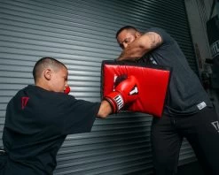 TITLE Classic Punch & Body Shield 20 TITLE Classic Punch & Body Shield -Boxing Shop cbsh2 y rd bk 1 2 1