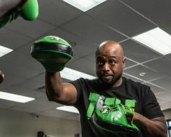 WBC By TITLE Boxing Focus Mitts -Boxing Shop wbcpm